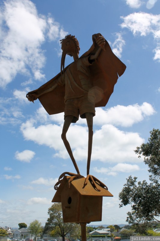 NZ Sculpture OnShore Nov 2012 (14) Jamie Pickernell 'Come Down From There At Once!'
