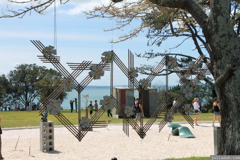 NZ Sculpture OnShore Nov 2012 (26) Linda Bruce 'Twinning Portal'