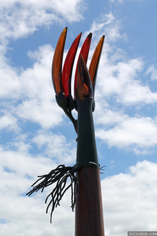 NZ Sculpture OnShore Nov 2012 (79) Ron Reichs 'Gondwana Banana'